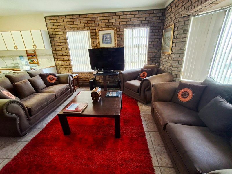 House For Sale in Stilbaai Wes, Stilbaai - Photo 4