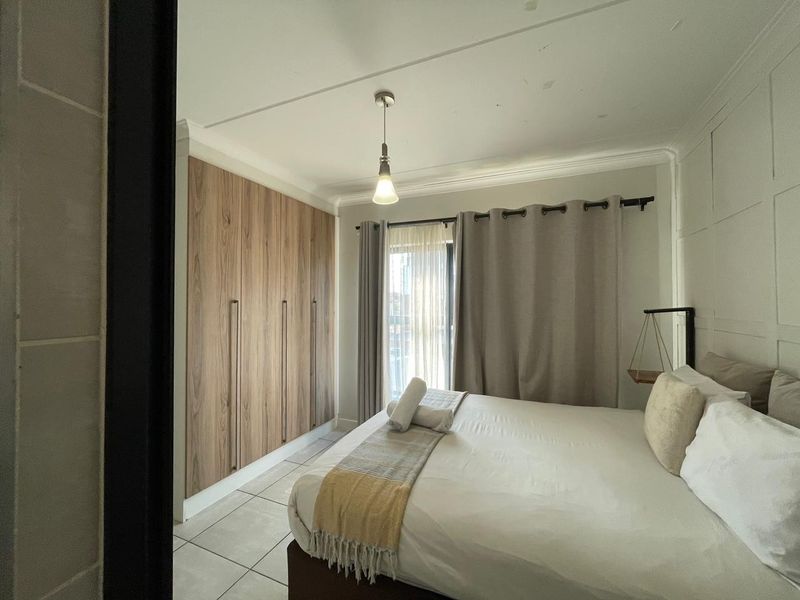 Spacious 2 bed 2 bath - Photo 7