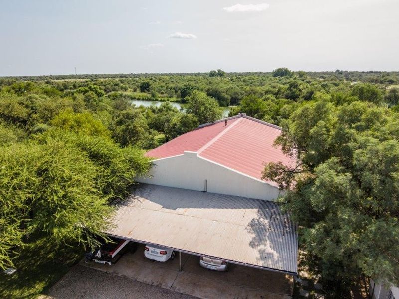 Farm For Sale in Dinokeng Game Reserve, Wonderboom - Photo 4