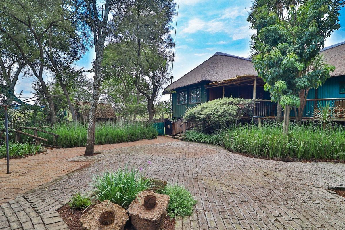 Farm For Sale in Mooiplaats, Centurion - Photo 3