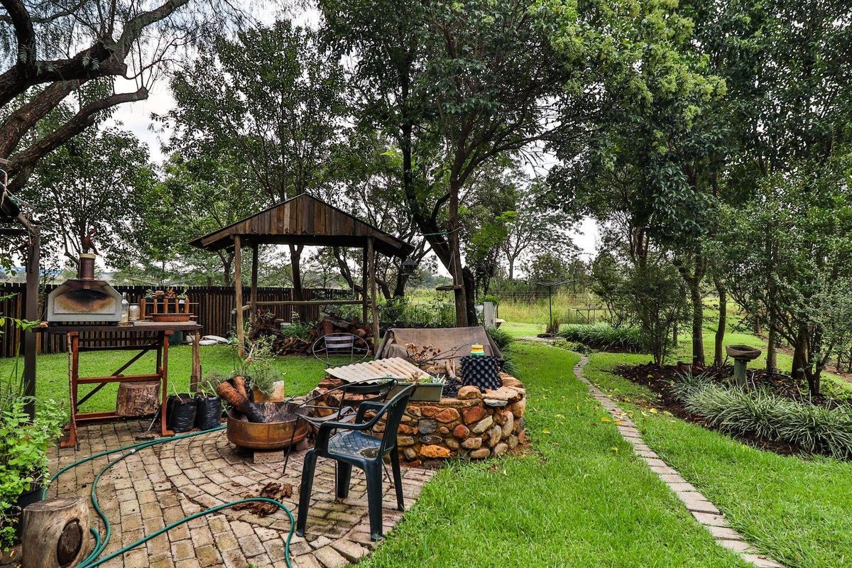 Farm For Sale in Mooiplaats, Centurion - Photo 5