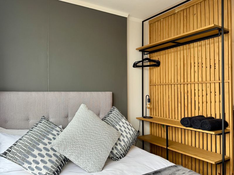 Unit 1202, Four Seasons, Zonnebloem, Cape Town. - Photo 6