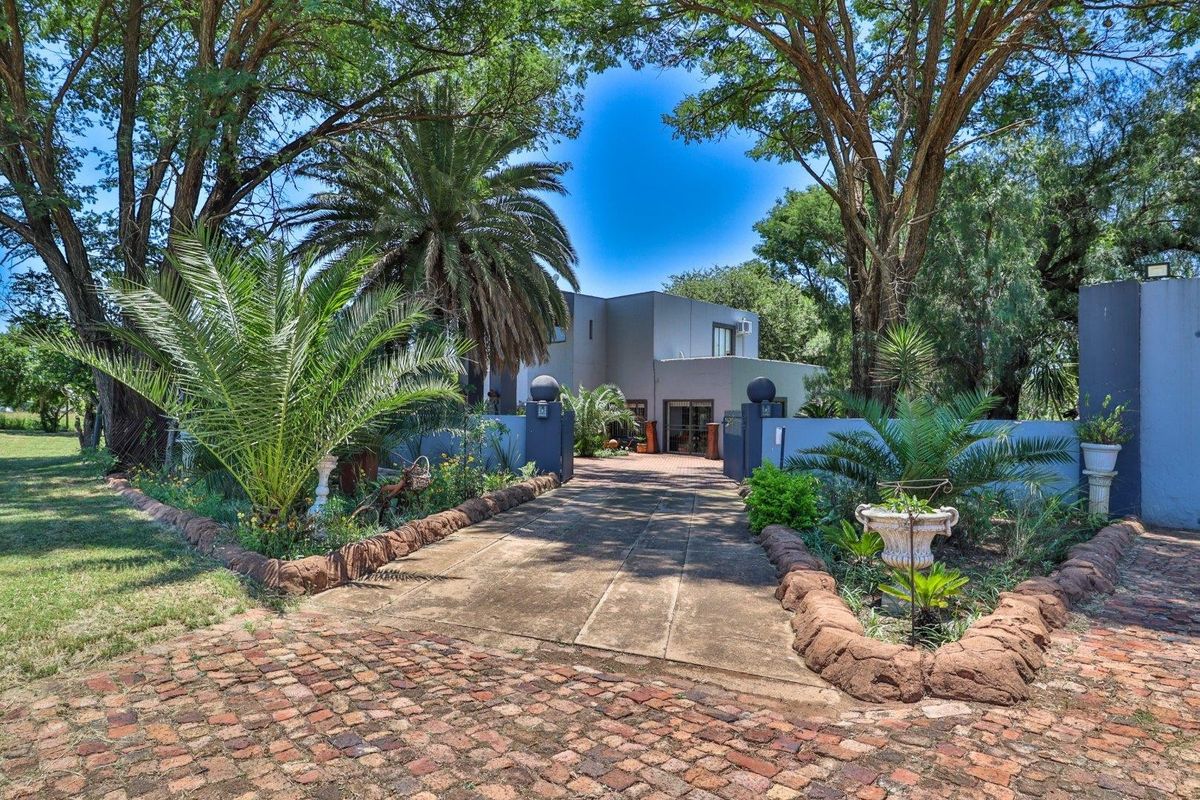 Farm For Sale in Welgevonden, Wonderboom - Photo 5