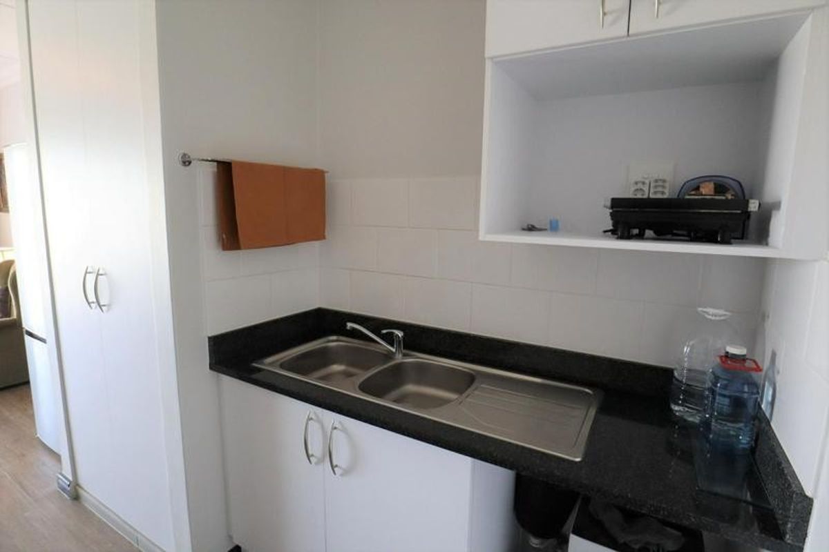 Apartment For Sale in Buh Rein Estate, Kraaifontein - Photo 5