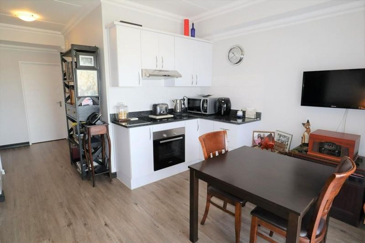Apartment For Sale in Buh Rein Estate, Kraaifontein - Photo 2
