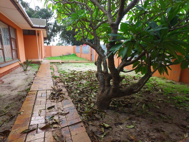 Great family home for sale in Sarepta, Kuilsriver - SOLD! - Photo 5
