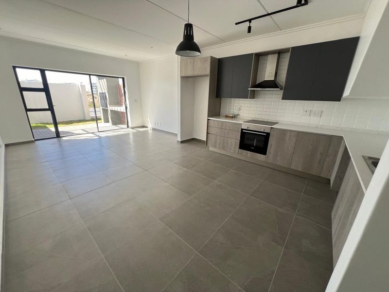 2 Bedroom Duplex To Rent - Photo 2