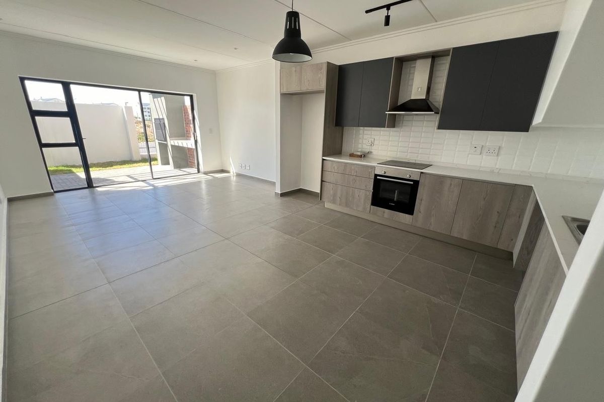 2 Bedroom Duplex To Rent - Photo 2