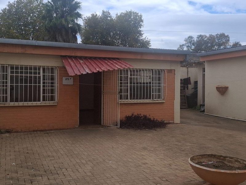 Commercial Property To Rent in Benoni Central, Benoni - Photo 5