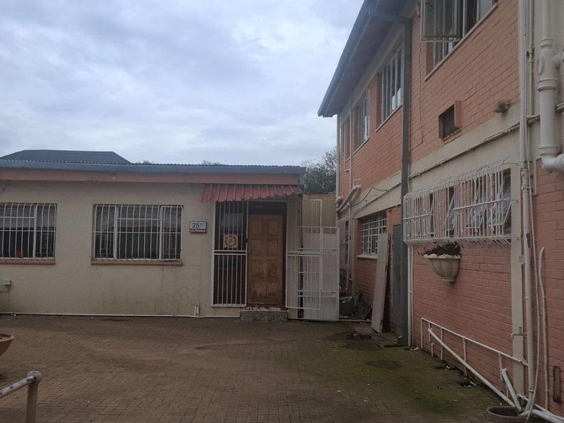 Commercial Property To Rent in Benoni Central, Benoni - Photo 3