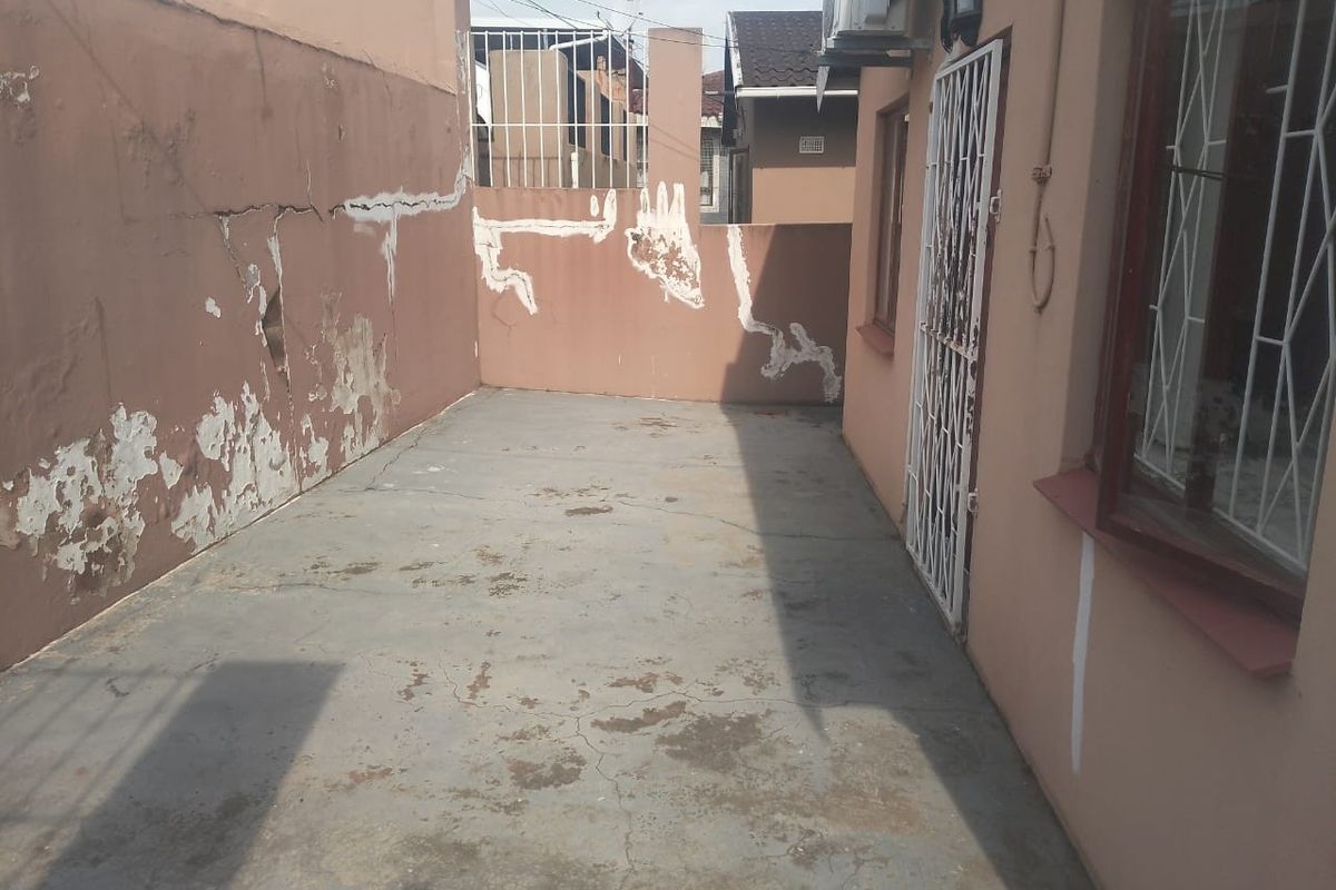House For Sale in Bonela, Durban, KwaZulu Natal - Photo 3