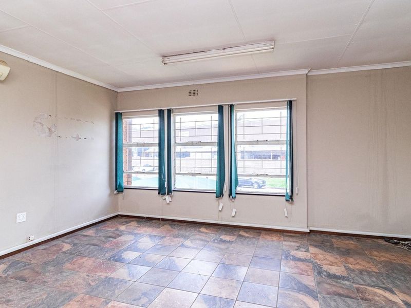 Commercial Property To Rent in Spartan, Kempton Park - Photo 2
