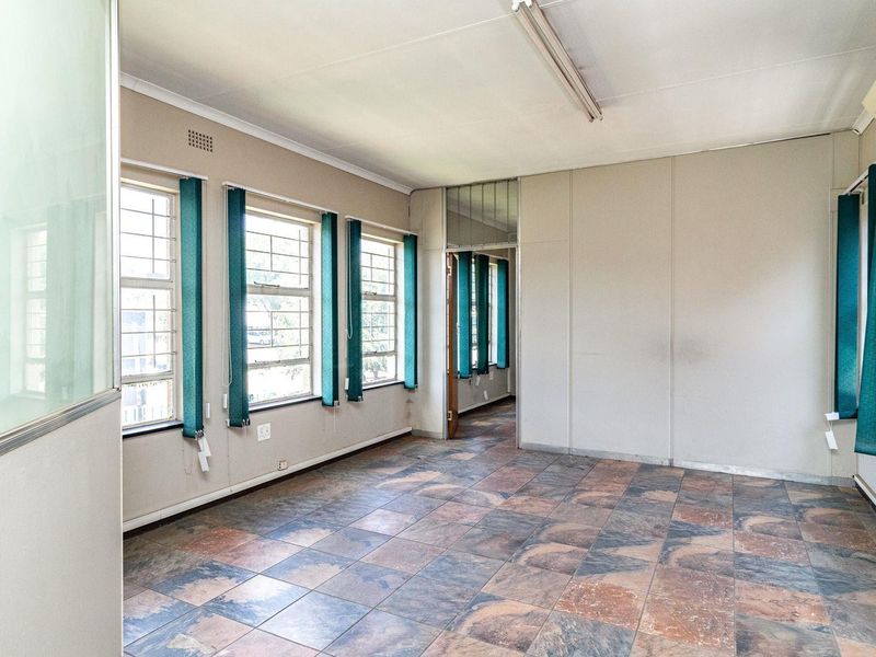 Commercial Property To Rent in Spartan, Kempton Park - Photo 4