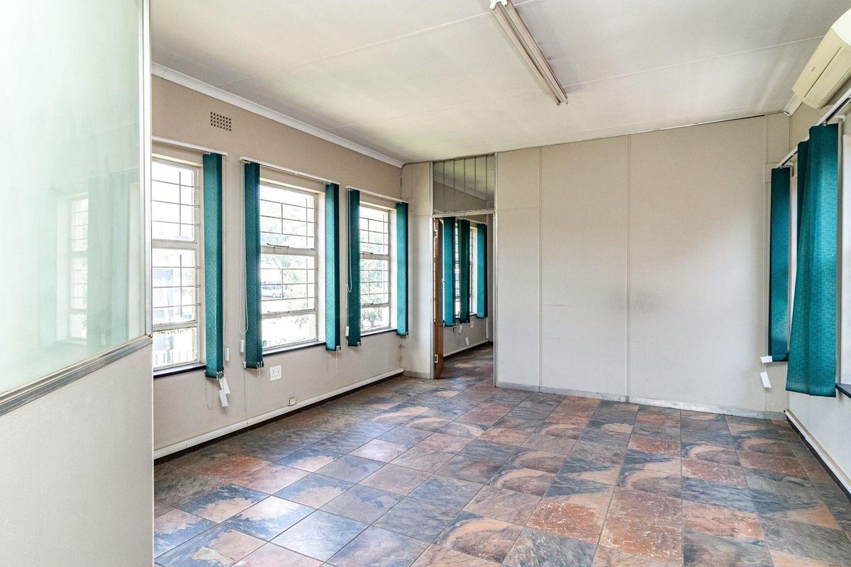Commercial Property To Rent in Spartan, Kempton Park - Photo 4