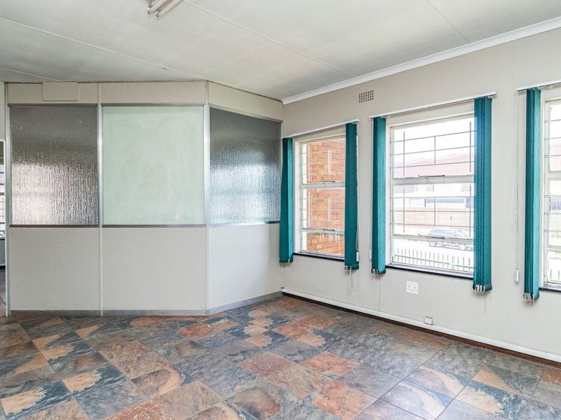 Commercial Property To Rent in Spartan, Kempton Park - Photo 5