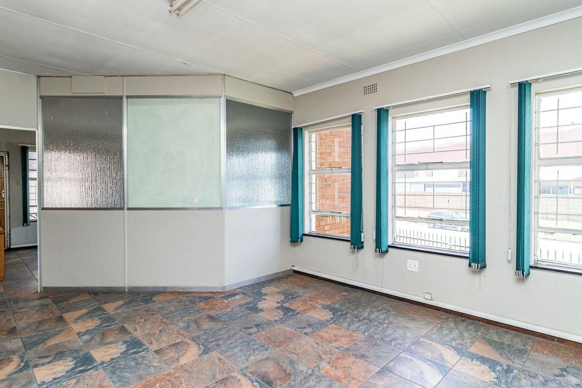 Commercial Property To Rent in Spartan, Kempton Park - Photo 5