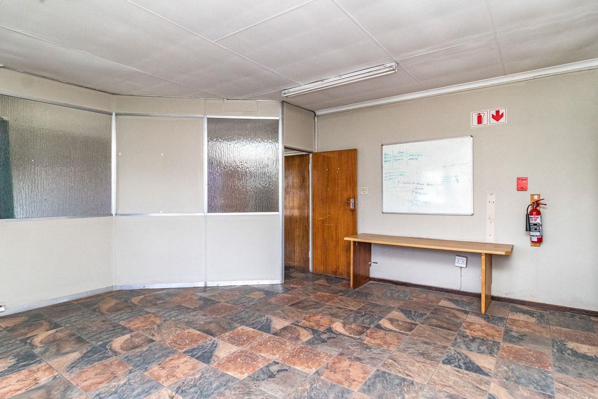 Commercial Property To Rent in Spartan, Kempton Park - Photo 3