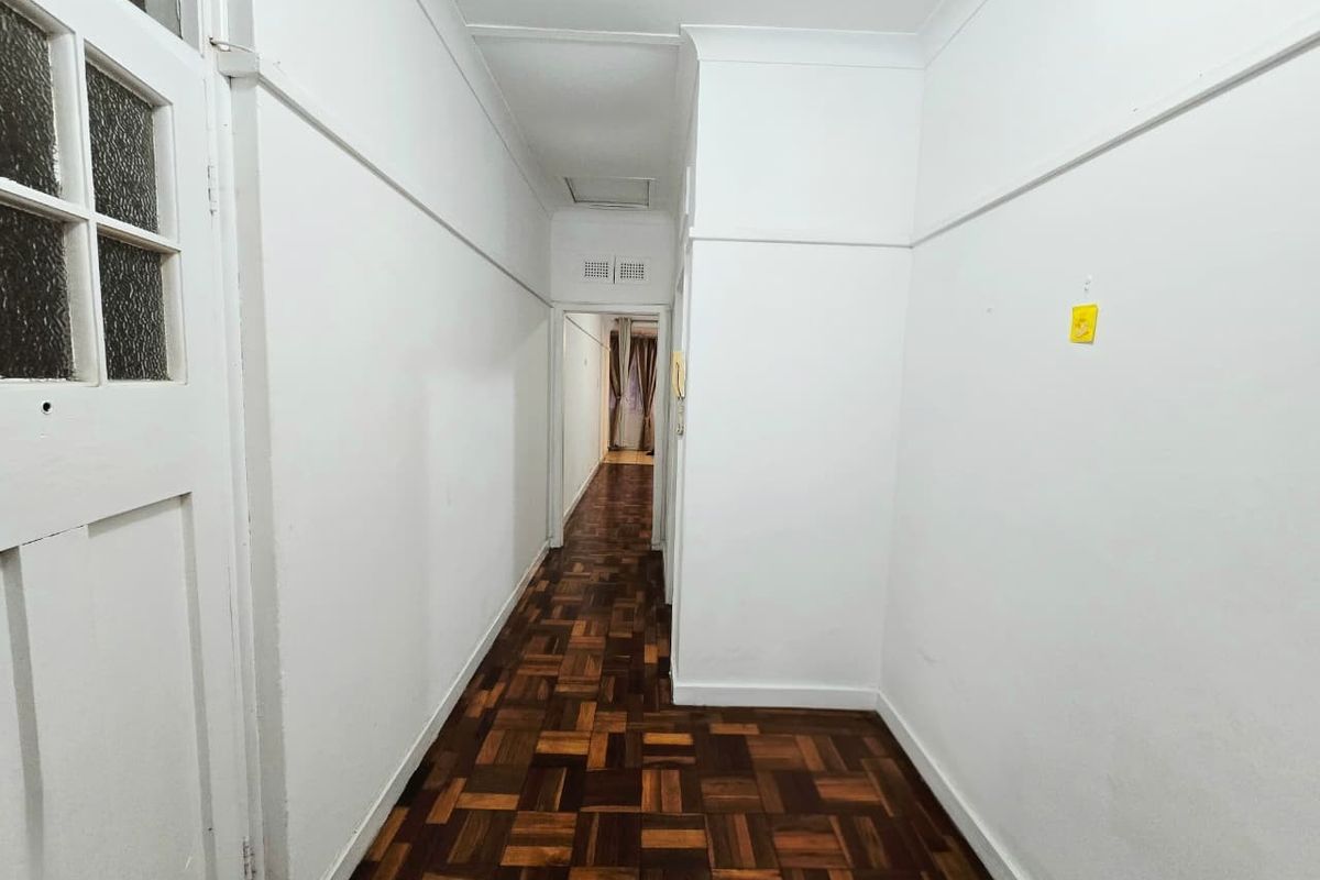 Apartment For Sale in Glenwood, Durban, KwaZulu Natal - Photo 2