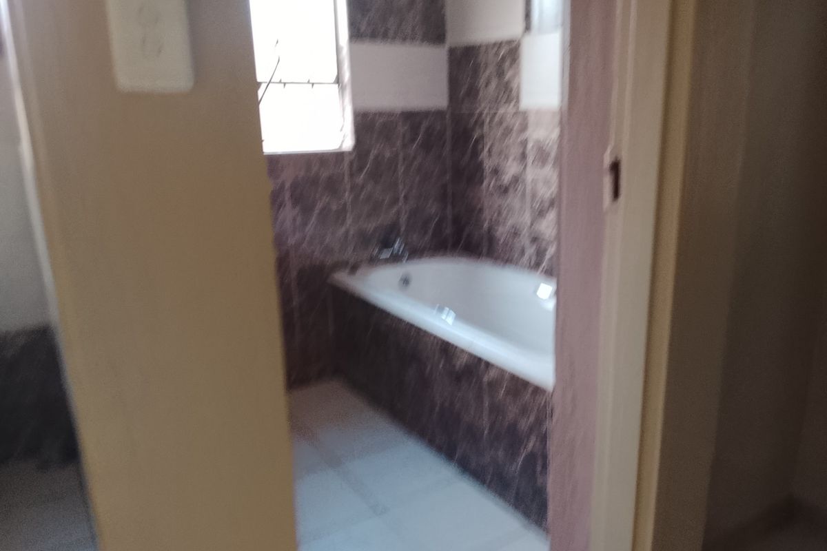 Cottage To Rent in Norkem Park, Kempton Park - Photo 3