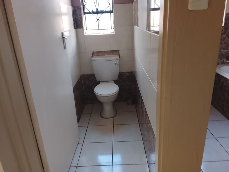 Cottage To Rent in Norkem Park, Kempton Park - Photo 4