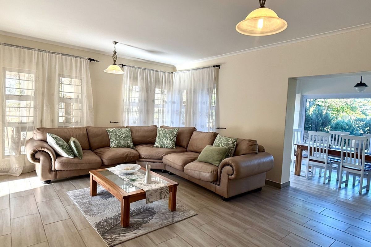 House For Sale in Costa Sarda Knysna Western Cape - Photo 2