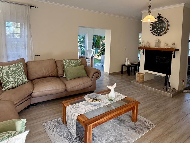 House For Sale in Costa Sarda Knysna Western Cape - Photo 4