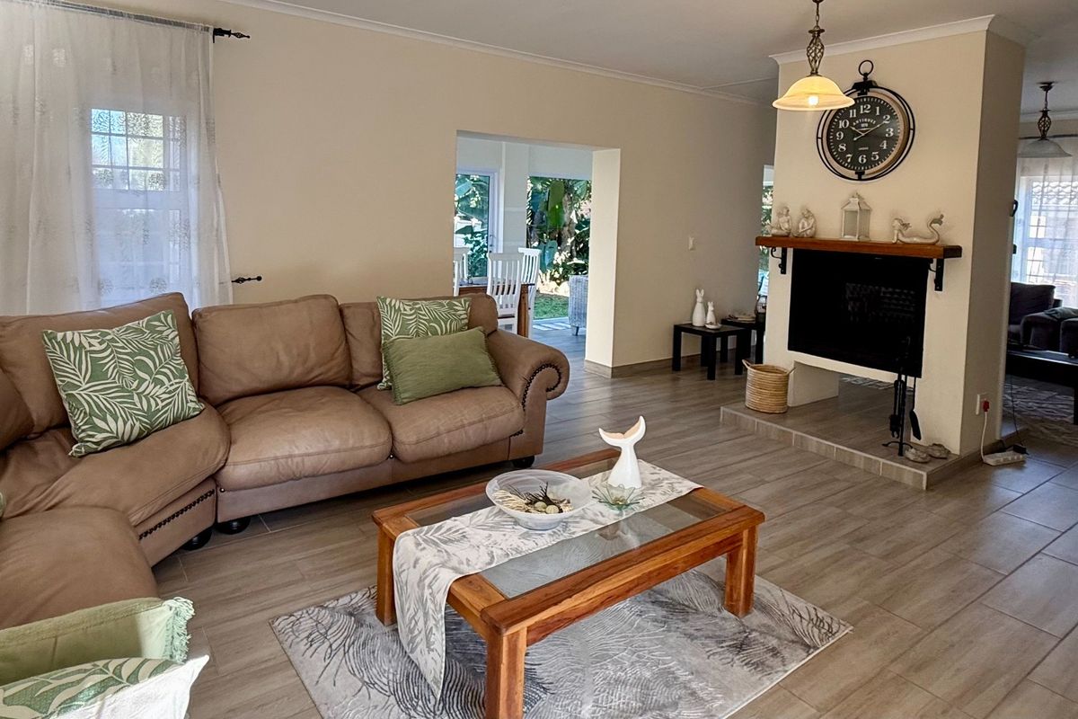 House For Sale in Costa Sarda Knysna Western Cape - Photo 4
