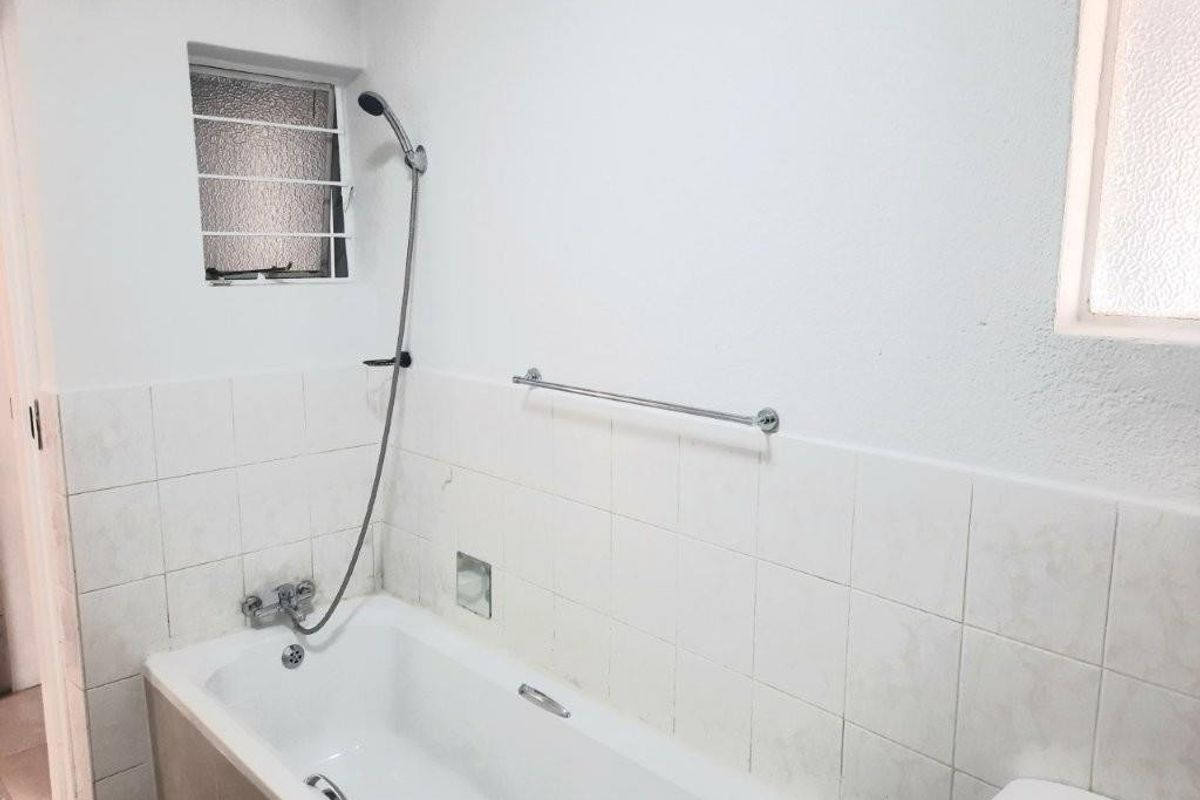 Apartment For Sale in Weltevreden Park, Roodepoort - Photo 3