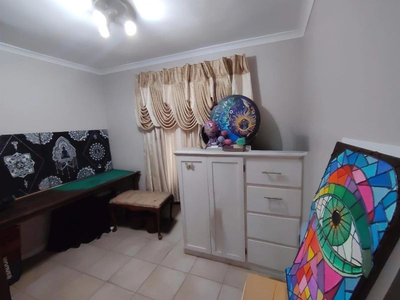 Neat as a Pin Ground Floor Apartment in Popular La Riviera II - Photo 7