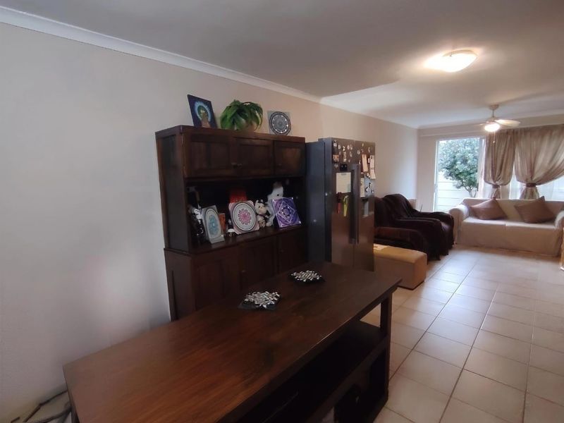 Neat as a Pin Ground Floor Apartment in Popular La Riviera II - Photo 3