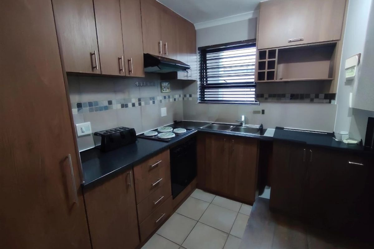 Neat as a Pin Ground Floor Apartment in Popular La Riviera II - Photo 2