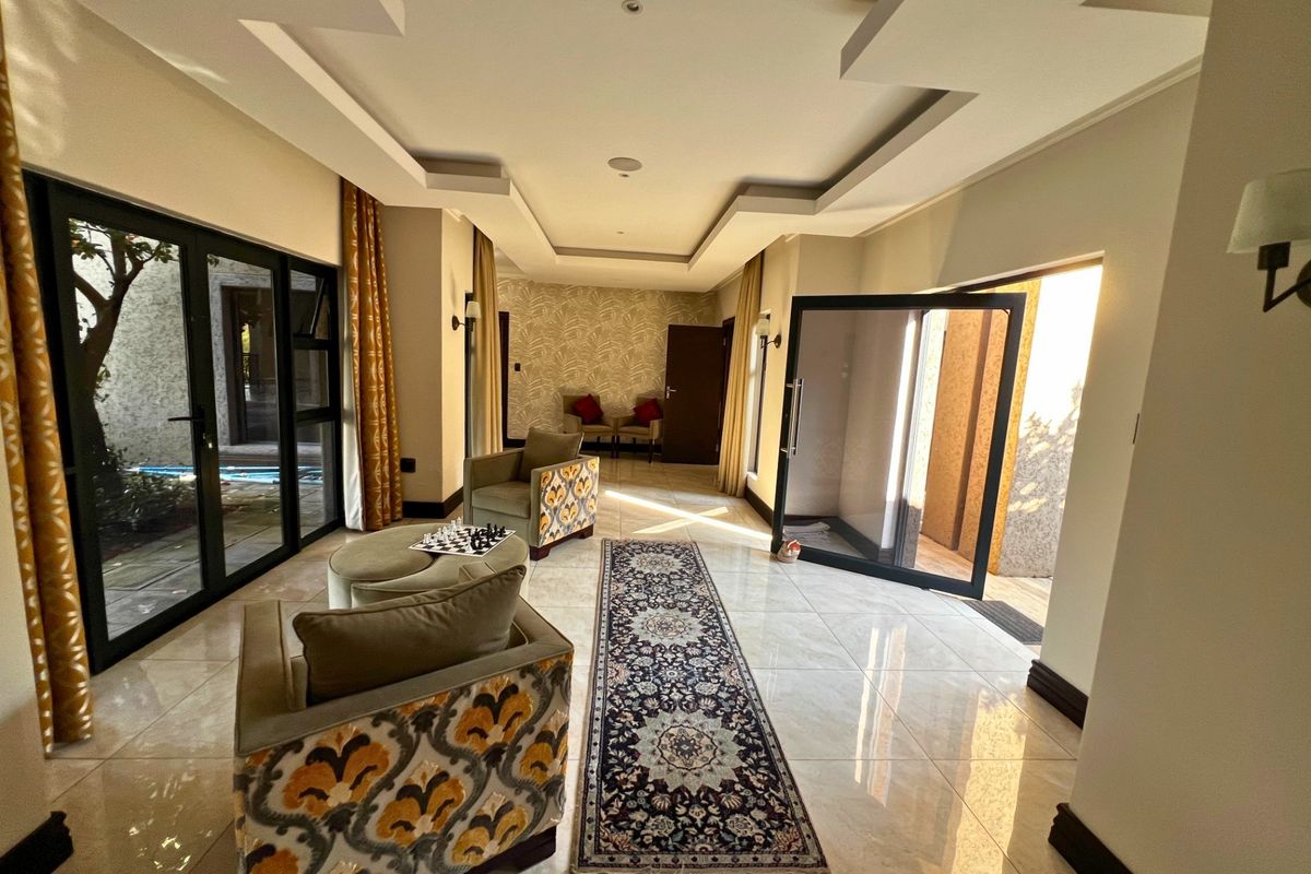 House For Sale in Blue Valley Golf Estate, Centurion - Photo 2