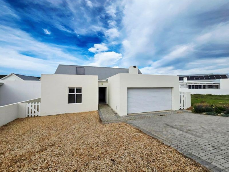 House For Sale in Stilbaai Wes, Stilbaai - Photo 1