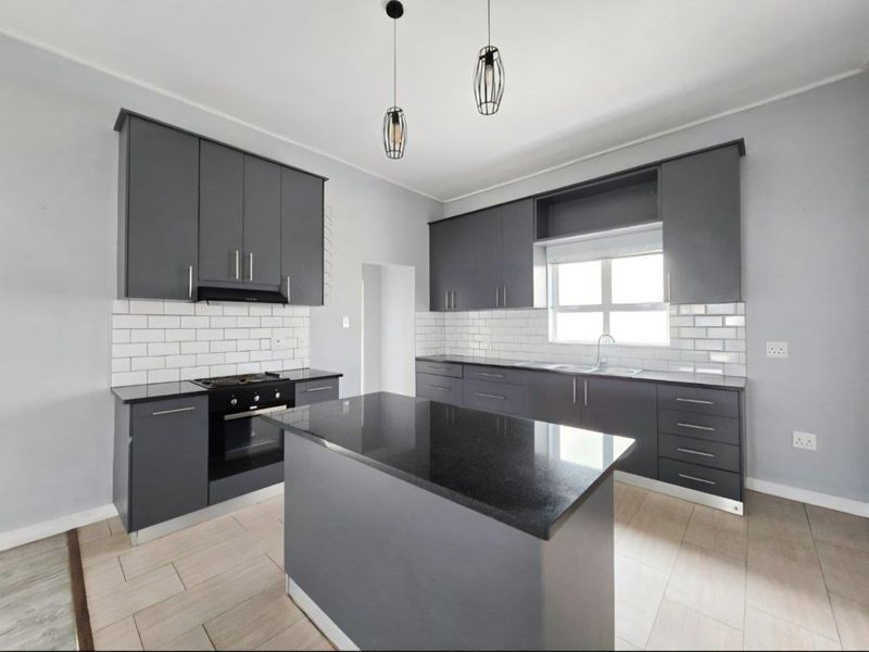 House For Sale in Stilbaai Wes, Stilbaai - Photo 2