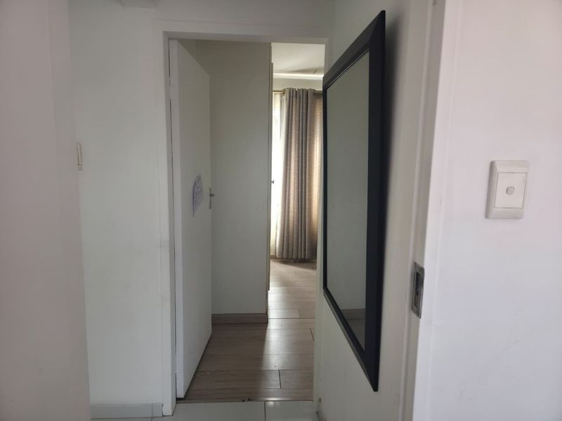 Renovated 2 Bed, 2 Bath Townhouse with Private Garden in Noordwyk - Photo 9