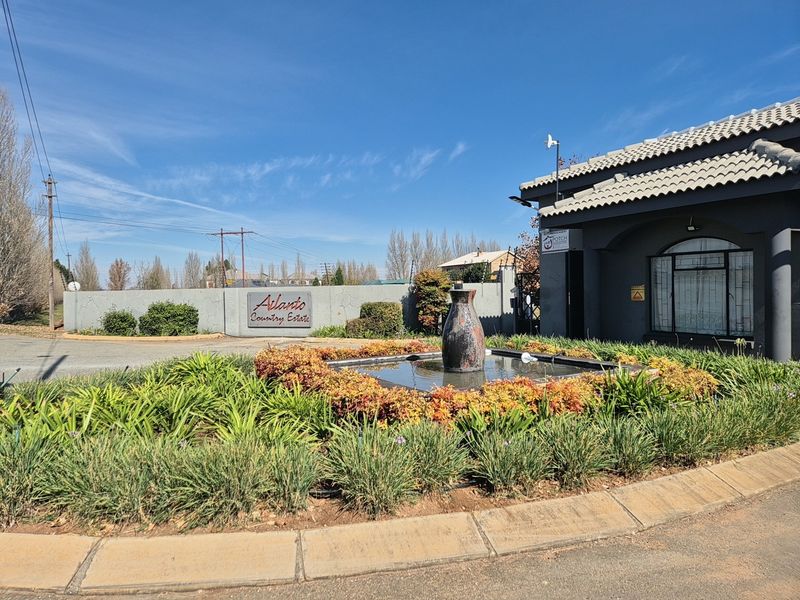 Prime Vacant Stand in Grimbeek Park, Potchefstroom, North West - Photo 2