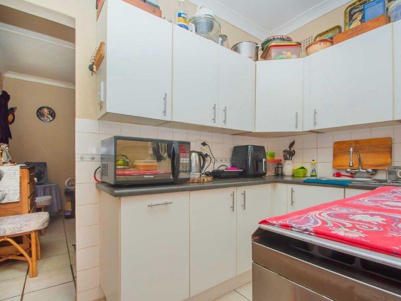 House To Rent in Lindhaven, Roodepoort - Photo 3