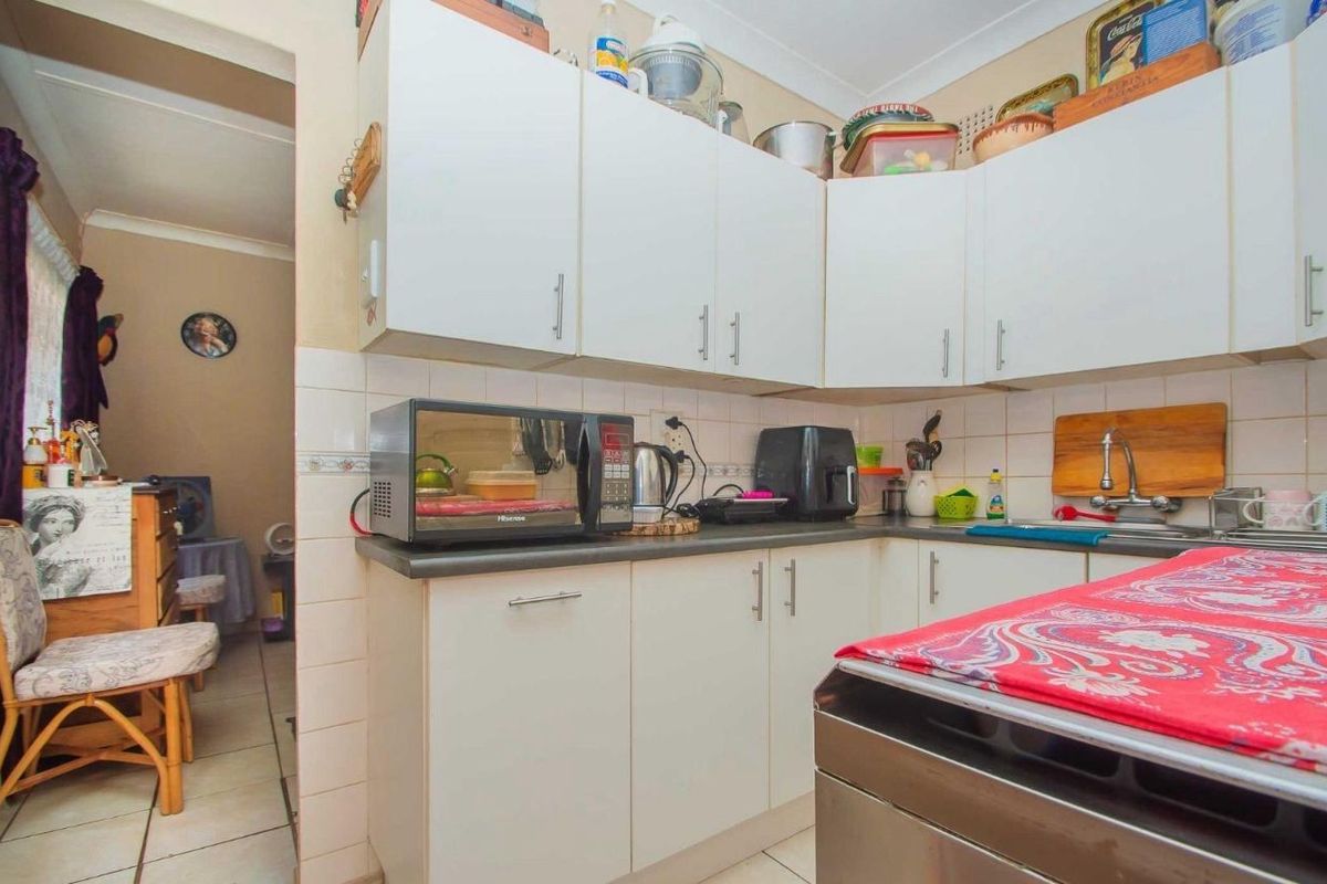 House To Rent in Lindhaven, Roodepoort - Photo 3