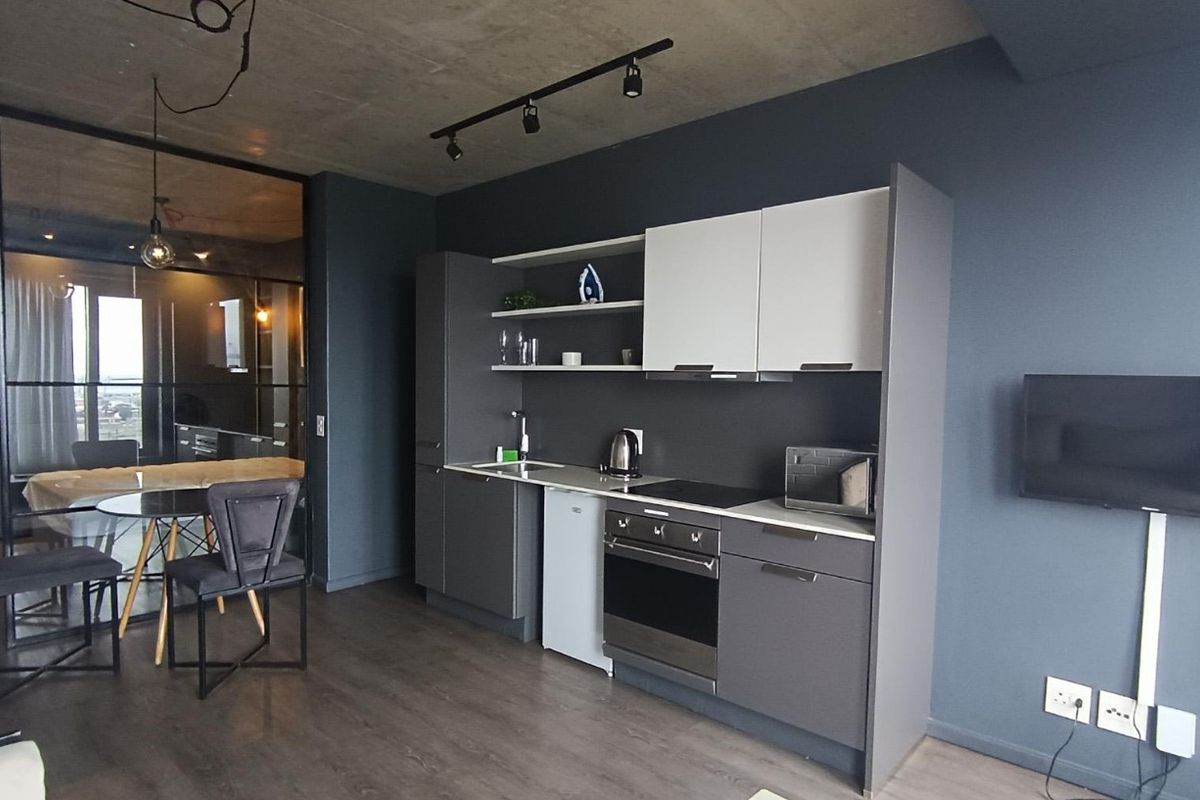 Modern Lock-Up-and-Go Living in the Heart of Woodstock - Photo 4