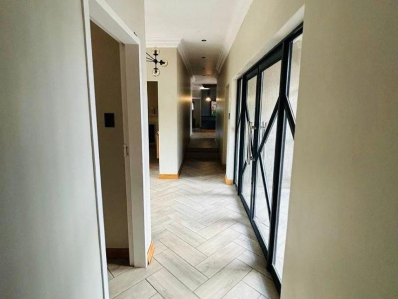 House For Sale in Vanderbijlpark SW 5, Vanderbijlpark SW, Vanderbijlpark - Photo 10