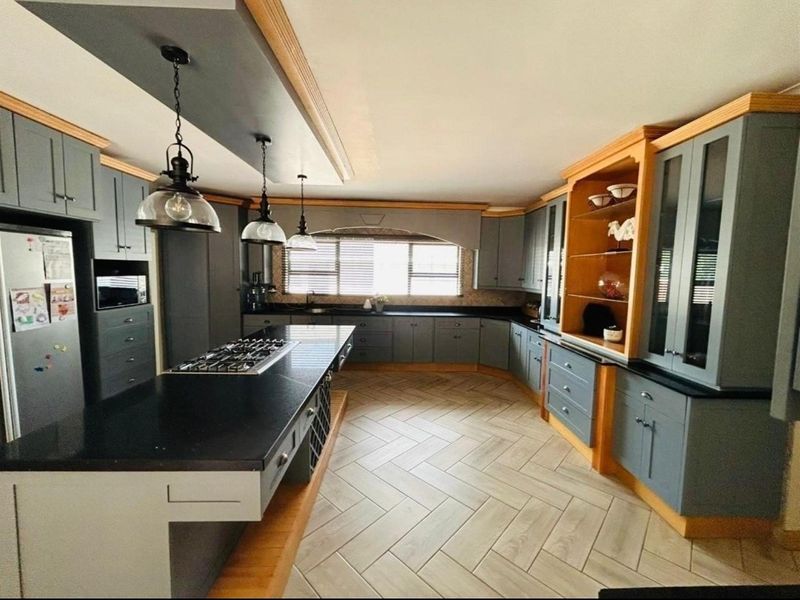 House For Sale in Vanderbijlpark SW 5, Vanderbijlpark SW, Vanderbijlpark - Photo 2