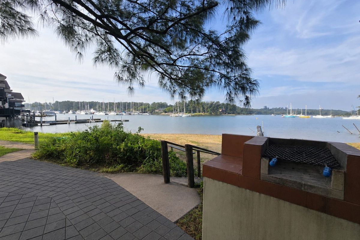 Dream property on the Tuzi Gazi Waterfront - Photo 2