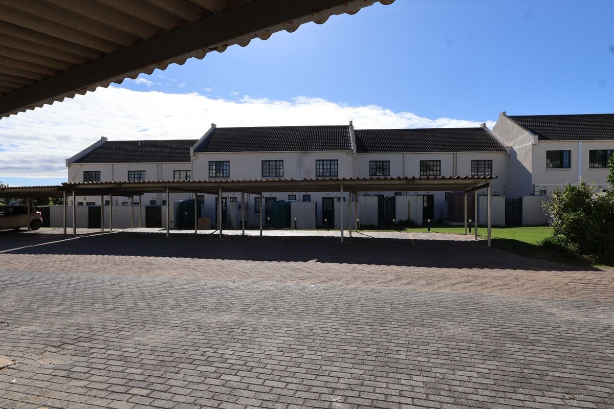 Townhouse for Sale in West Beach Port Alfred - Photo 4