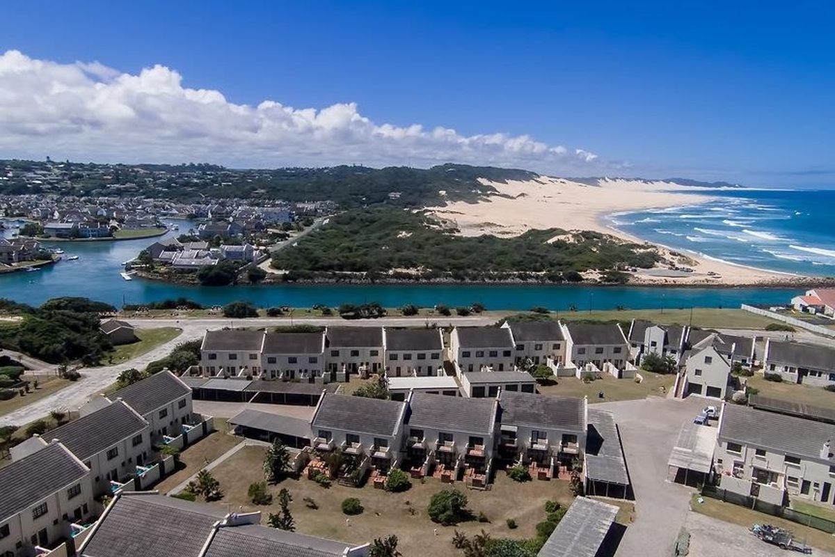 Townhouse for Sale in West Beach Port Alfred - Photo 2