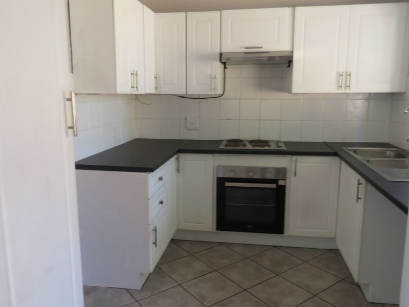 Complex For Sale in Wierdaglen Estate Centurion Gauteng - Photo 7