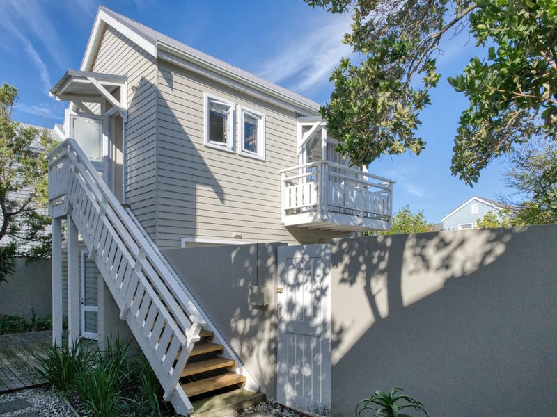 Thesen Islands Waterfront Gem with Private Boardwalk and Guest Flat - Photo 6