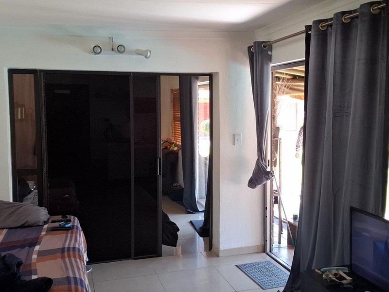 Commercial Property For Sale in Kempton Park Ext 1, Kempton Park - Photo 5