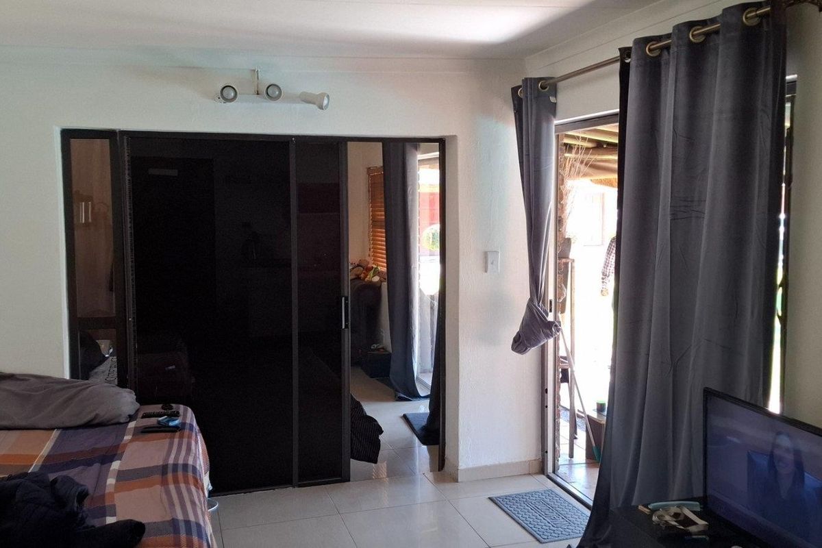 Commercial Property For Sale in Kempton Park Ext 1, Kempton Park - Photo 5