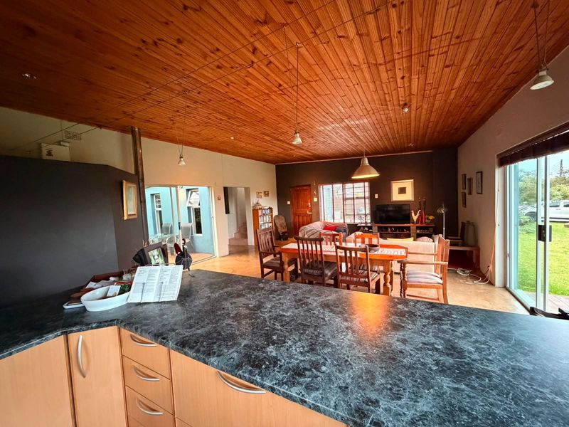 Coastal Living with Endless Potential in Sunrise-On-Sea - Photo 5