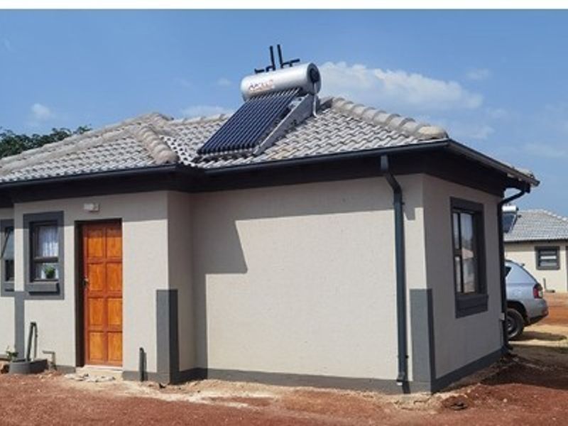 House For Sale in Klerksoord, Akasia - Photo 5